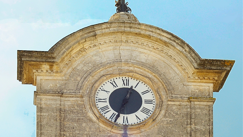 Cisternino - Torre dell'orologio